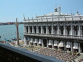 "Biblioteca Nazionale Marciana" o Biblioteca de San Marcos