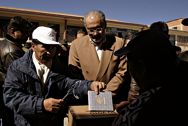 Carrying out the Gas Referendum and the new Hydrocarbons Law