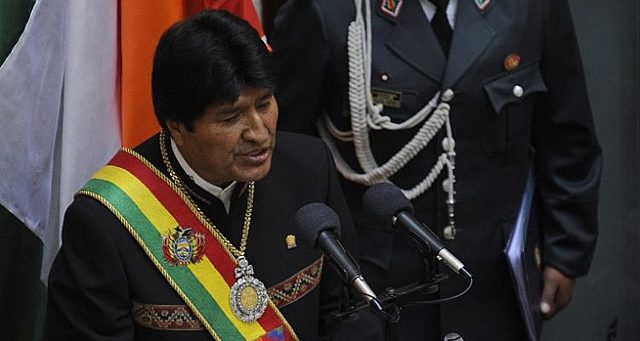 Evo continues with his government