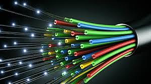 Británico Kapany inventa la fibra óptica