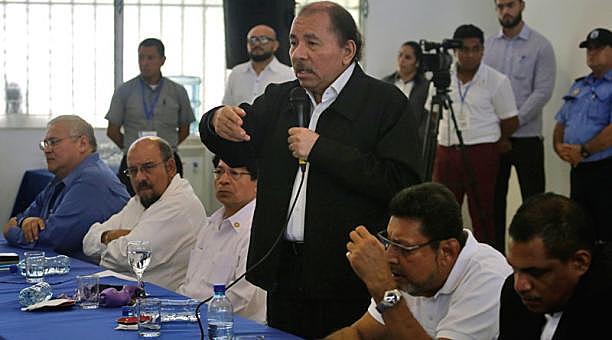 Se realiza una nueva conversación gobierno-oposición