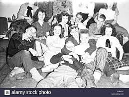 MENORES Y MAYORES DE EDAD