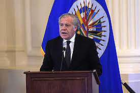 Almagro pisa el acelerador