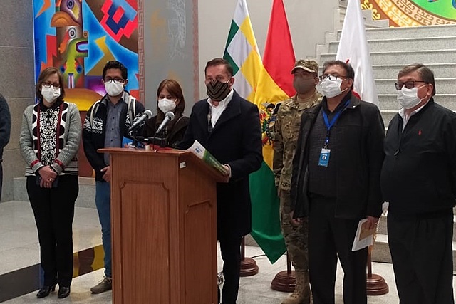 Gobierno autoriza contratar a más de 5 mil nuevos graduados de las carreras de salud