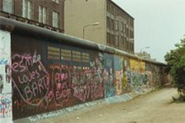 Berlin wall is made