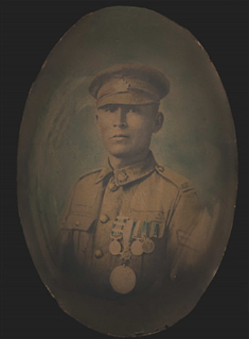 Francis Pegahmagabow and First Nations soldiers (+1)