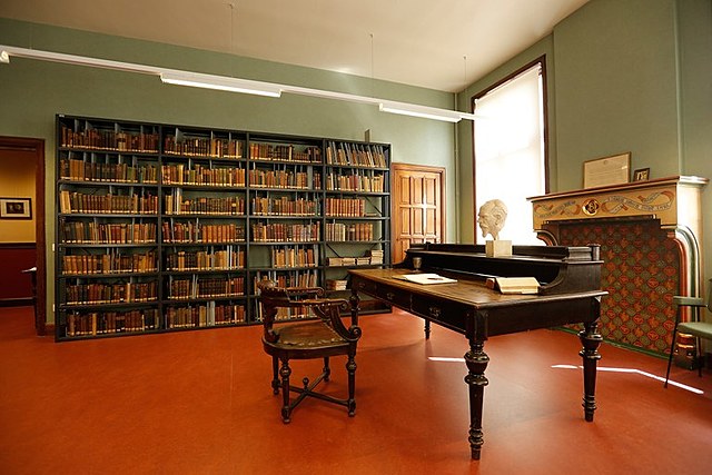 Edmund Husserl life force extinguished on April 27, 1938