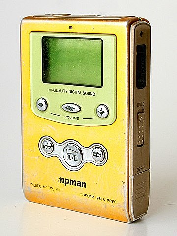 MPMan F10, the first MP3 player by SaeHan Information Systems