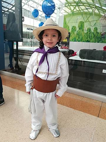 Mi  primer  baile en Pre kinder