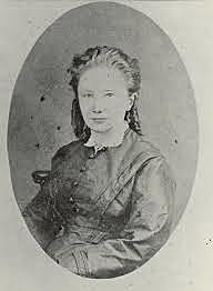 Vincent comienza una relación con la hija de un vecino.