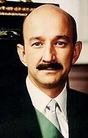 Presidente: Carlos Salinas de Gortari