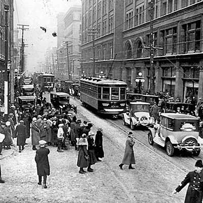 Timeline: Timeline with Attitude: 1914-1929