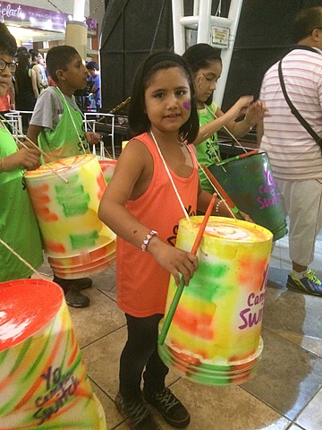 LA VEZ QUE ACTÚE EN EL MALL