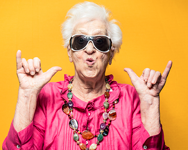 Karen dies from Cancer