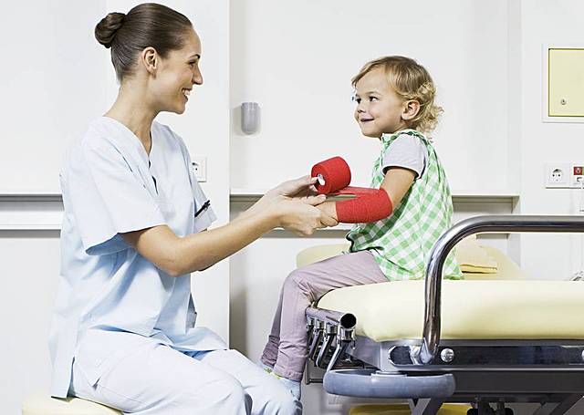 MI PRIMER TRABAJO EN SALUD