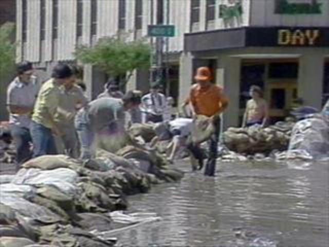 record snowfall casued flooding statestreet became a river