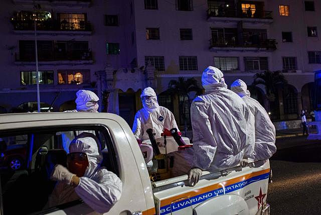 CHINA ANUNCIA 17 MUERTOS Y 444 CASOS