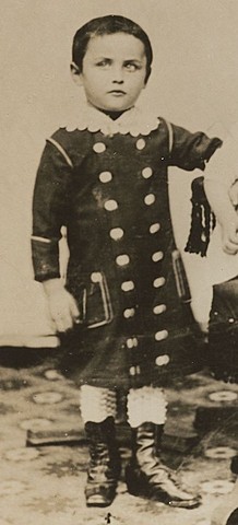 The Weisz family comes to America (Wisconsin) - Ehrich is 4.