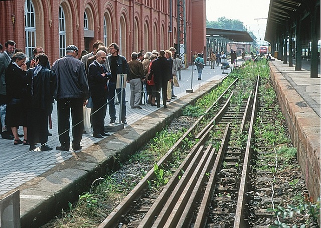 Documenta 10 Dirección Artística: Catherine David  Artistas: 138.