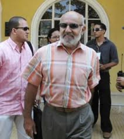 en el año 2000, siendo Alcalde de Barranquilla Bernardo Hoyos y su Secretaria de Planeación Cecilia Páez, se expide el Plan de Ordenamiento Territorial a través del decreto 0154. Allí, como se esperaba, se aplican restricciones de construcción en las lade