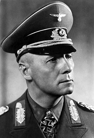 El Perú rompe lazos con el gobierno Francés de Vichy además de reconocer el gobierno en el exilio del General Charles De Gaulle