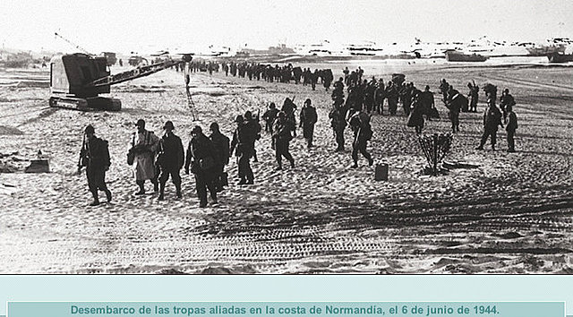 Se arma la confederación de trabajadores en el Perú debido a la Alianza entre el Perú y la Unión Soviética, a quien se le consideró como un aliado en La Segunda Guerra Mundial.