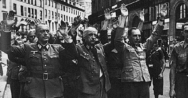 El 7 de mayo de 1945, Alemania se rinde ante los Aliados.