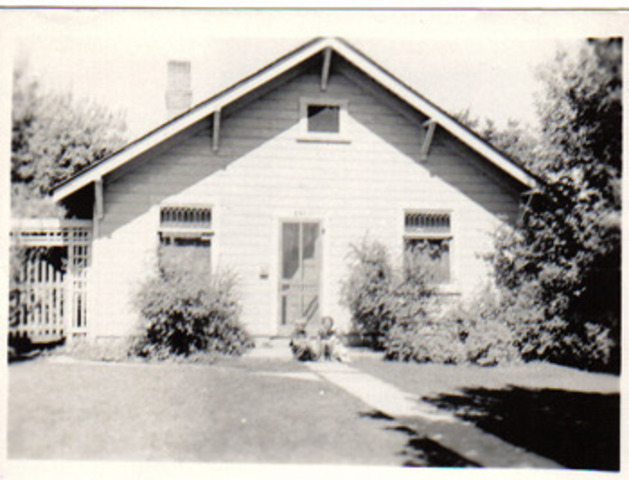 the sherrif goes and collects taxes during the Great Depression