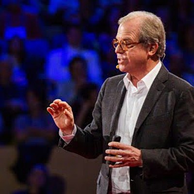 Timeline: Una historia de 30 años del futuro