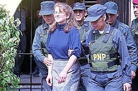 Lori Berenson y Miguel Rincón Rincón y son capturados en Lima.