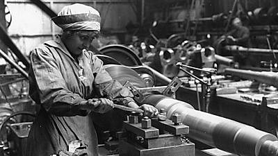 Women at the work front. (+2)