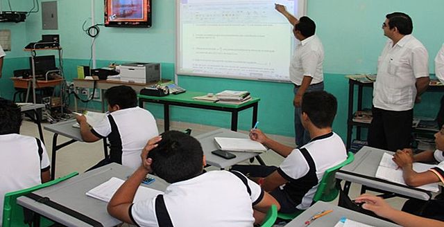 Creación de la Telesecundaria
