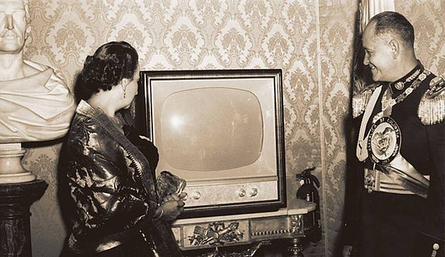 Nace la televisión educativa