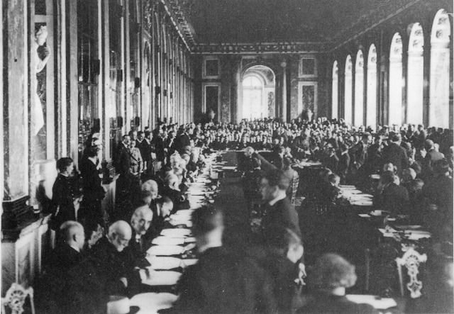 Versailles Treaty defeated