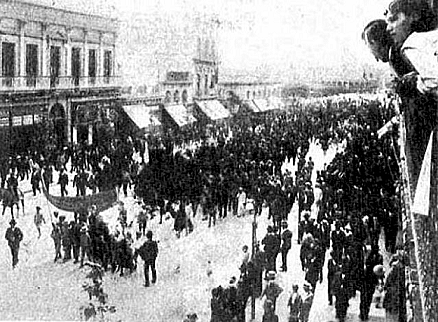 Huelgas. Triunfos obreros: ferroviarios y del puerto.