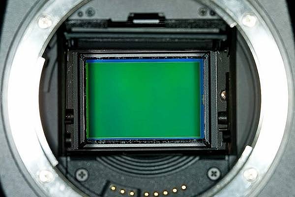 SENSOR DE 250 MEGA PÍXELES