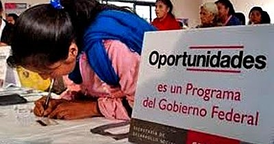Progresa cambia a Oportunidades, programa social exitoso para reducción de pobreza extrema