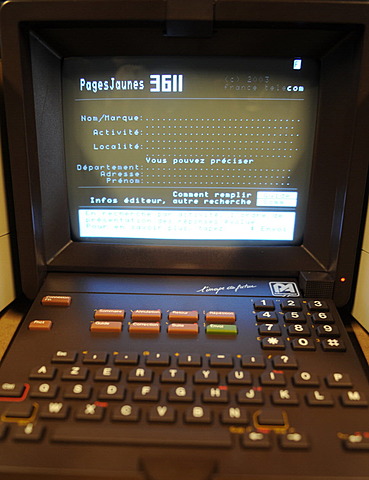 En France, création du Minitel