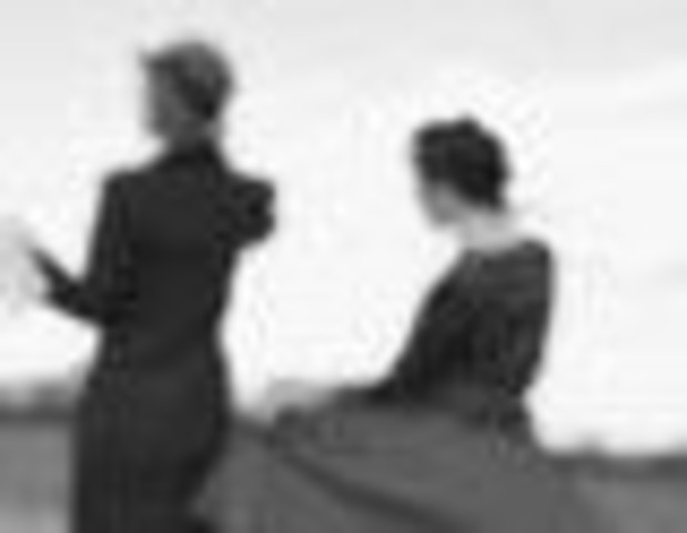 the sisters return from Europe to the US