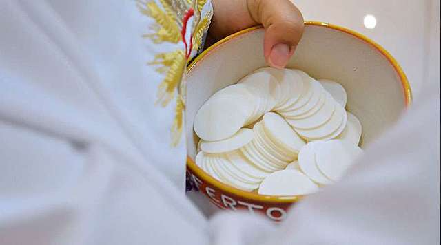 Desecracion de la Hostia