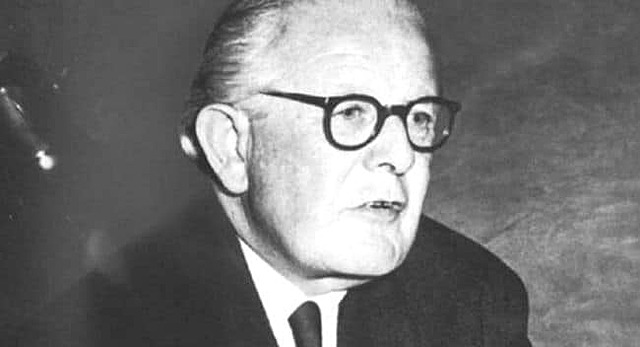 Nombrado como Director