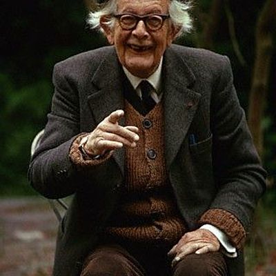 Timeline: JEAN PIAGET By Angela Moreno & Faviola Urbina