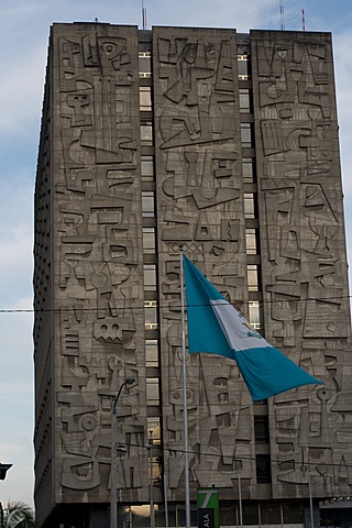 Enrique peralta azurdia