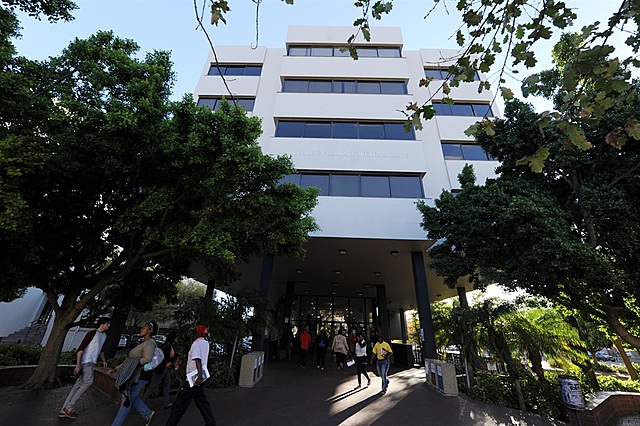 'Die Vlakte' Stellenbosch Forced Removals and Demolitions Commence