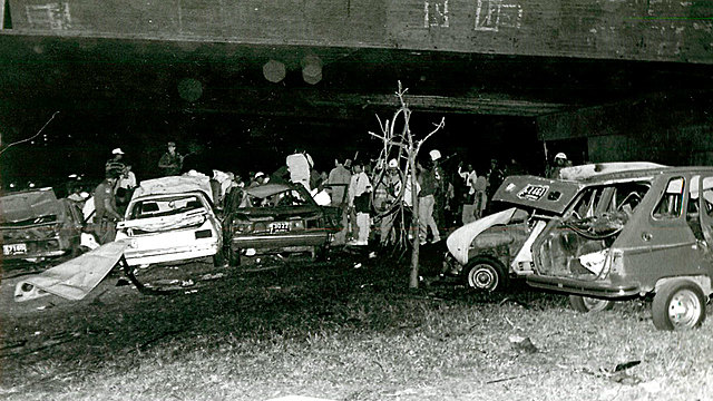 Carro bomba Plaza de Toros La Macarena- Medellín-