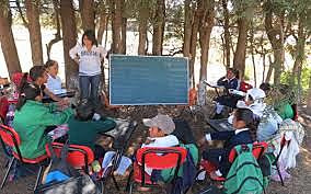 Nace Consejo Nacional de Fomento Educativo (CONAFE)