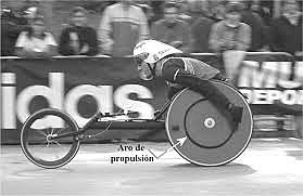 La primera competición para atletas