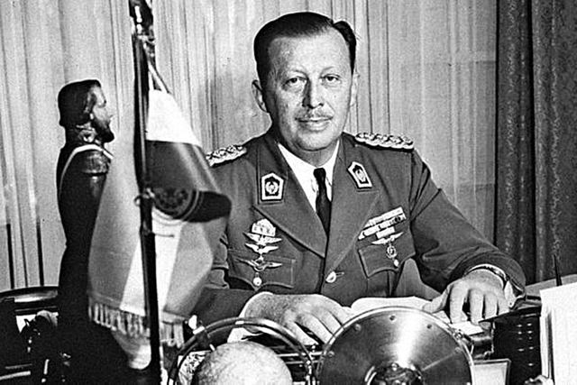 Paraguay: Alfredo ( 1954-1984)