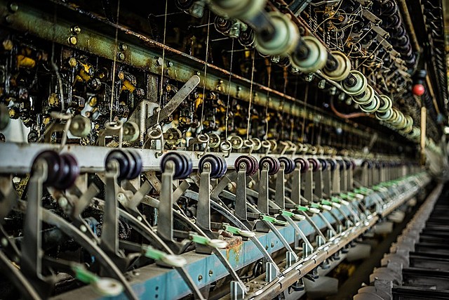 JAPÓN, Período de preguerra y meiji (artes aplicadas)