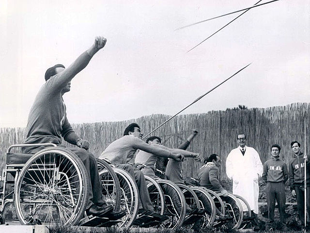 Anuncio a juegos en silla de ruedas de Stoke Mandeville